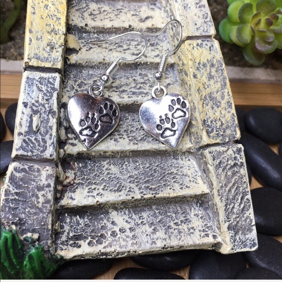 Paw Print Heart Earrings - Picture 6 of 8